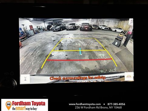 Used 2025 Toyota RAV4 XLE AWD/4WD image 28
