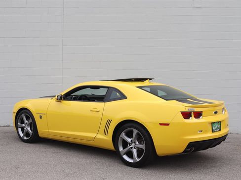 Used 2013 Chevrolet Camaro LT w/ RS Package RWD image 2