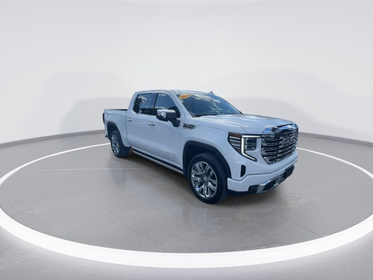 Used 2023 GMC Sierra 1500 Denali w/ Denali Reserve Package AWD/4WD image 25