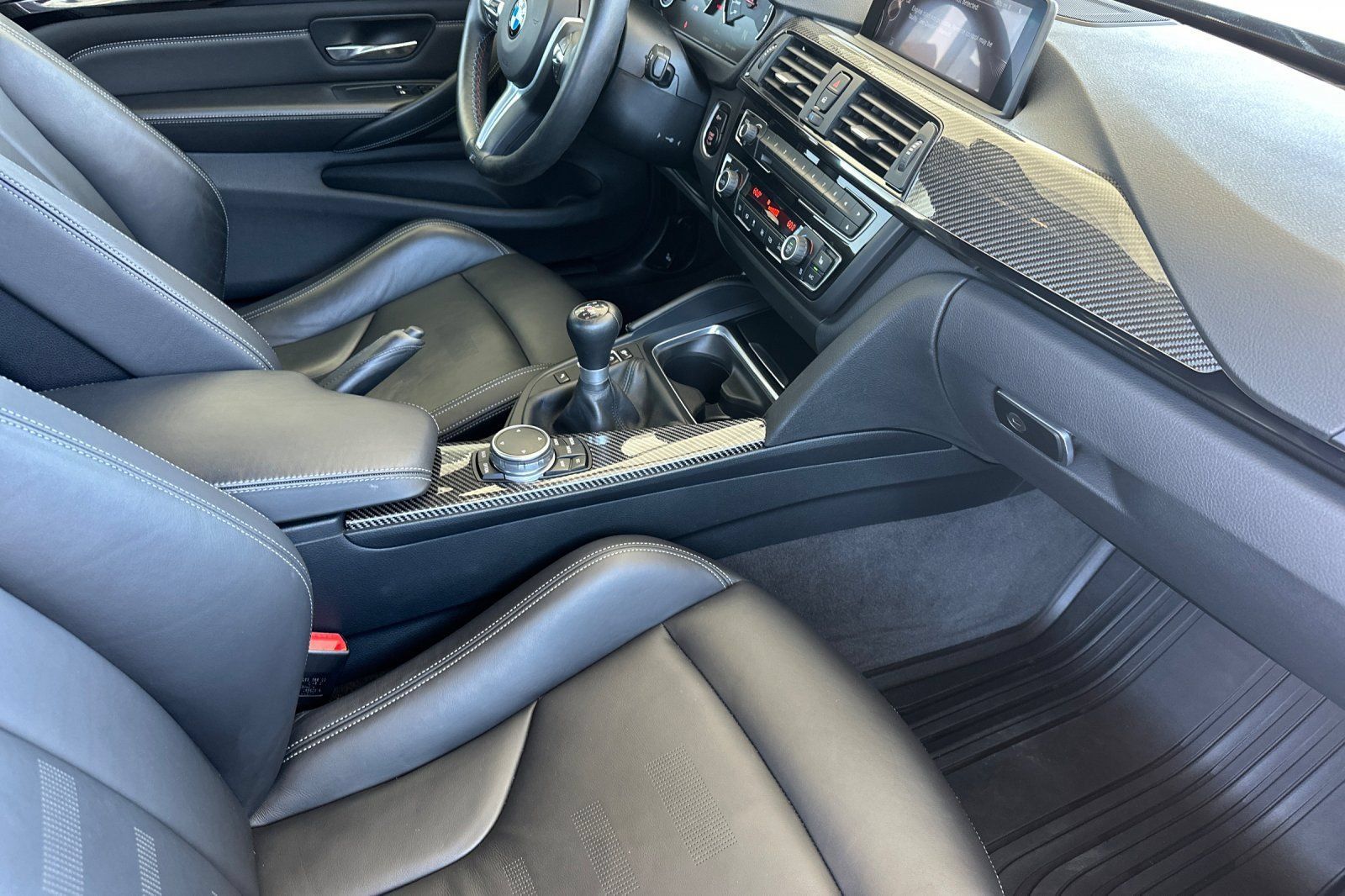 Used 2015 BMW M4 Coupe RWD image 15