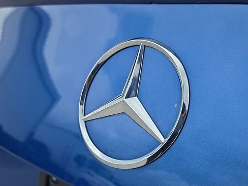 Used 2022 Mercedes-Benz C 300 Sedan image 9
