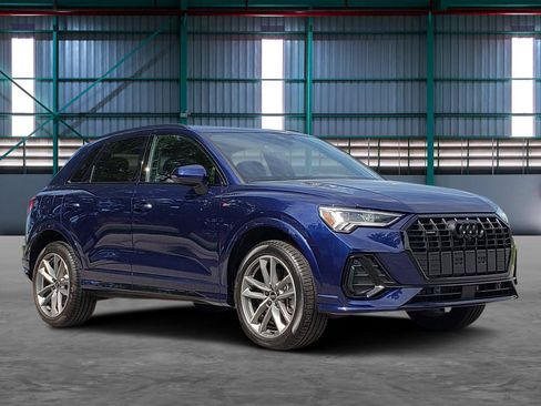 Used 2024 Audi Q3 2.0T Premium Plus w/ Premium Plus Package AWD/4WD image 6