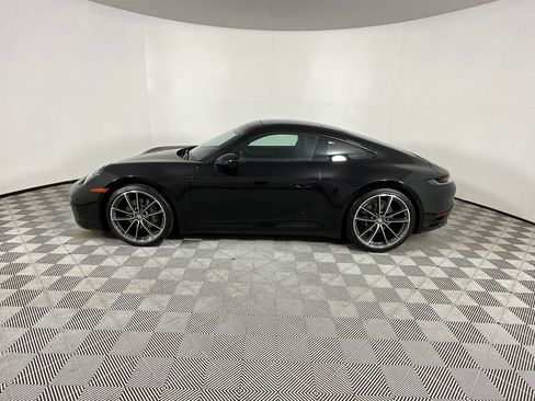 Used 2021 Porsche 911 Carrera RWD image 2