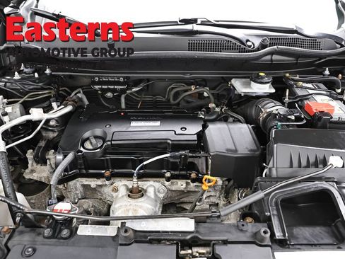 Used 2017 Honda CR-V LX image 7