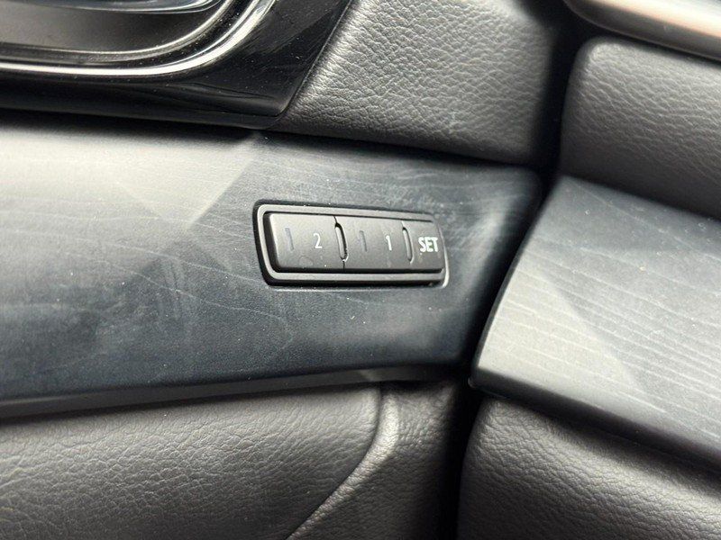 Used 2022 Nissan Maxima Platinum w/ Sport Mat Group FWD image 18