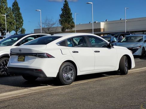 New 2026 Nissan Sentra S FWD image 5