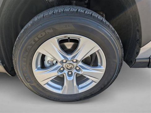 Used 2025 Toyota RAV4 LE image 22