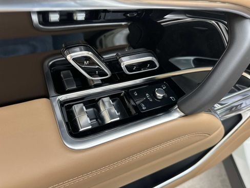 New 2026 Land Rover Range Rover SE AWD/4WD image 10