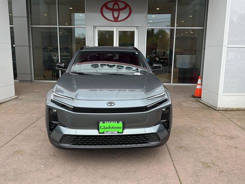 New 2026 Toyota C-HR image 2