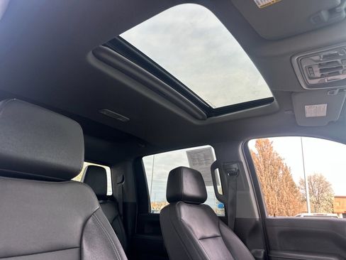 Used 2023 GMC Sierra 3500 SLT w/ SLT Premium Package image 18