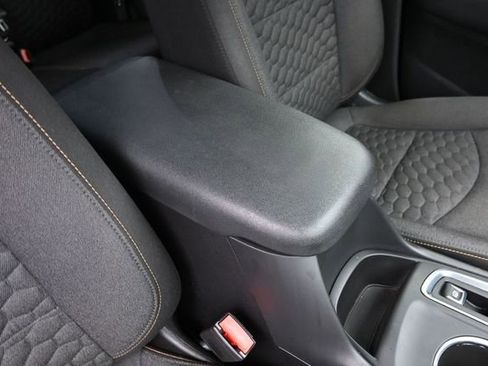 Used 2021 Chevrolet Equinox LT w/ LPO, Floor Liner Package FWD image 39