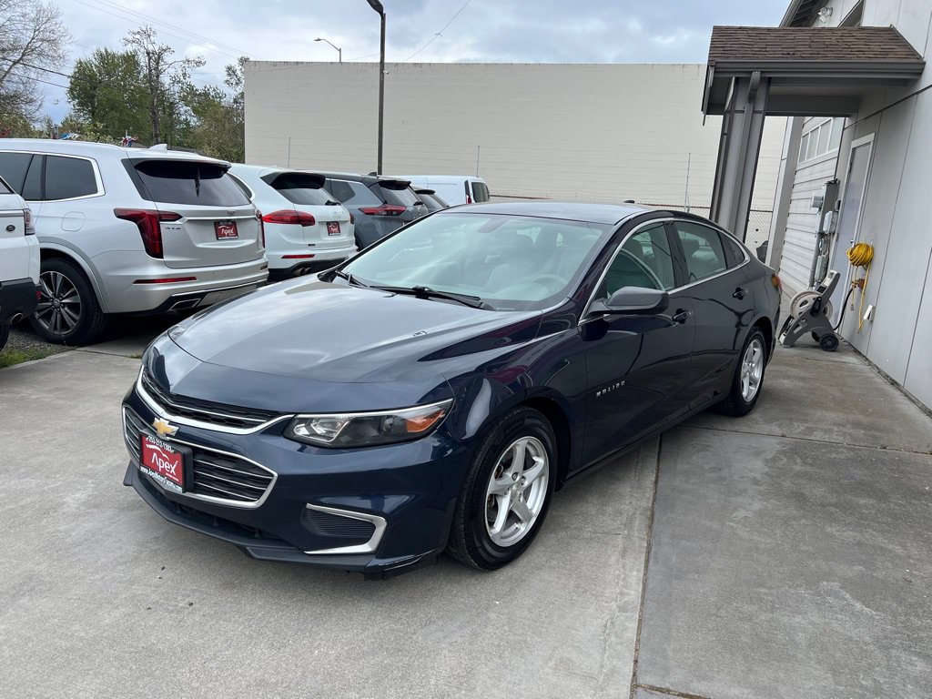 Used 2017 Chevrolet Malibu LS FWD image 3
