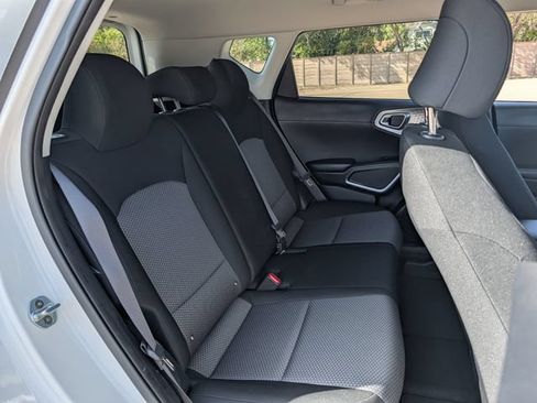 Used 2020 Kia Soul LX FWD image 25