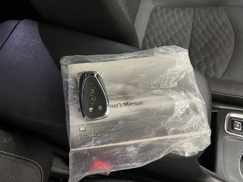 Used 2018 Chevrolet Equinox LT image 37