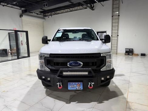 Used 2021 Ford F250 XL w/ Power Equipment Group RWD image 2
