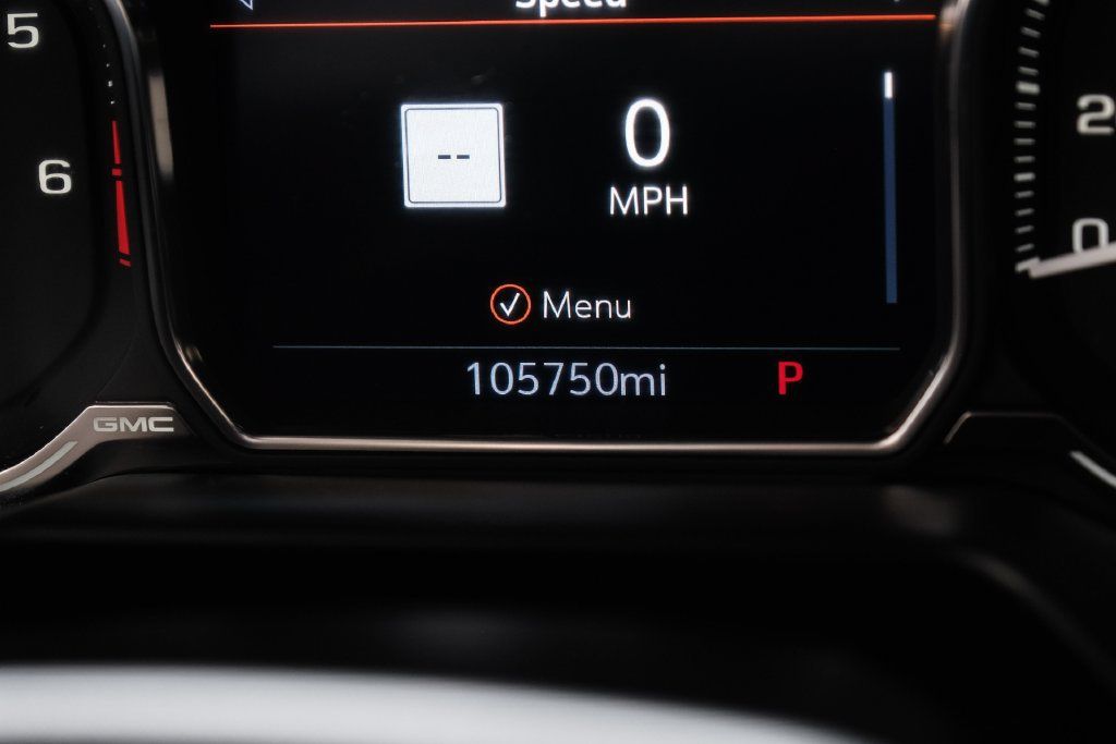 Used 2021 GMC Yukon SLT w/ SLT Premium Package RWD image 17