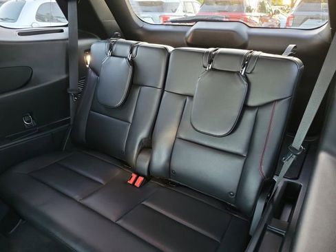 Used 2022 Ford Explorer ST-Line w/ Class IV Trailer Tow Package RWD image 12