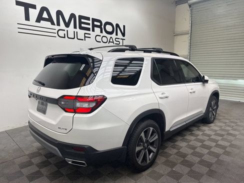Used 2025 Honda Pilot Elite image 7
