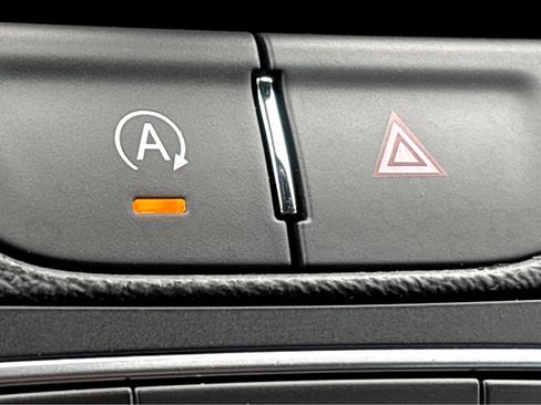 Used 2024 Chevrolet Malibu LT image 34