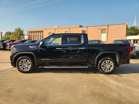 Certified 2023 GMC Sierra 1500 Denali RWD image 4