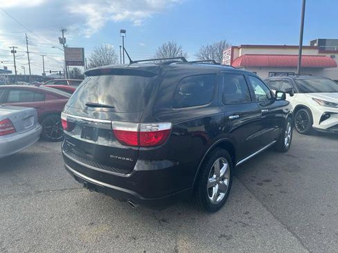 Used 2011 Dodge Durango Citadel w/ Trailer Tow Group IV AWD/4WD image 5