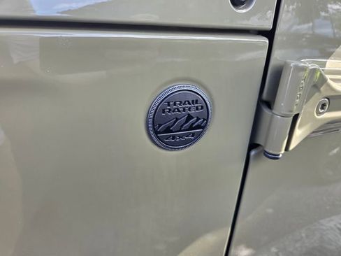 Used 2025 Jeep Wrangler Sport AWD/4WD image 5