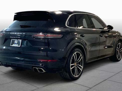 Used 2020 Porsche Cayenne Turbo image 12