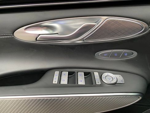 Used 2025 Genesis GV70 2.5T w/ Sport Prestige Package image 26