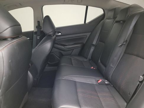 Used 2024 Nissan Altima 2.5 SR w/ SR Premium Package FWD image 18