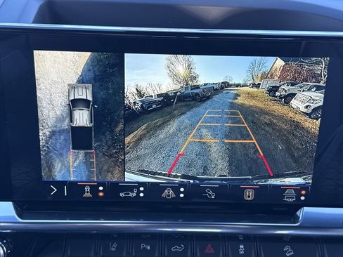 New 2026 GMC Sierra 2500 SLT w/ SLT Premium Package image 9