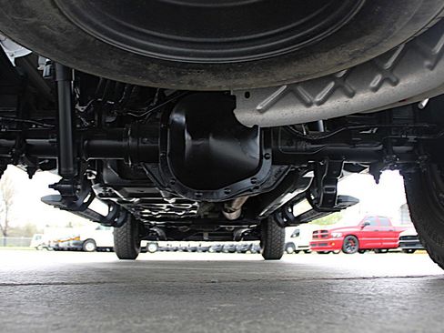 Used 2024 Ford F250 XL w/ XL Chrome Package image 33