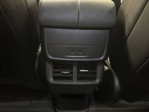 New 2026 GMC Terrain AT4 w/ LPO, Black Badging Package AWD/4WD image 22