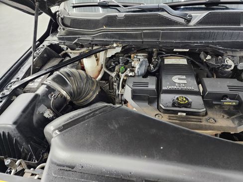 Used 2022 RAM 2500 Laramie image 16