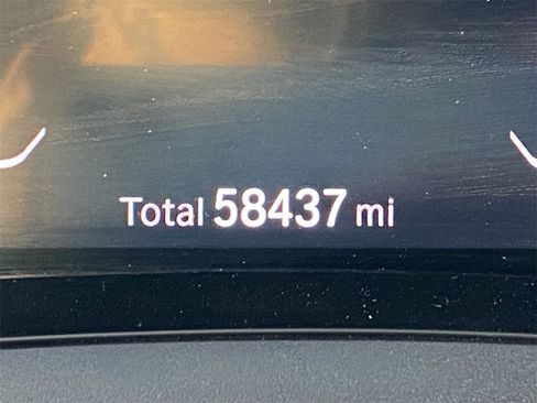 Used 2022 BMW 430i xDrive Convertible w/ Convenience Package image 10