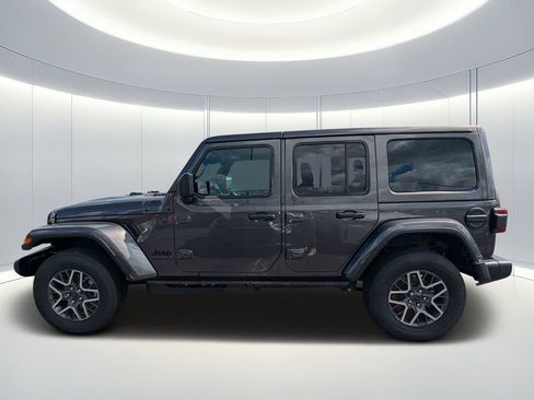 New 2026 Jeep Wrangler Unlimited Sahara AWD/4WD image 7