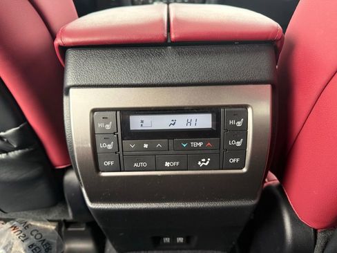 Used 2023 Lexus GX 460 Premium image 17