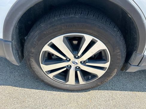 Used 2019 Subaru Outback 2.5i Limited w/ Protection Package #1 AWD/4WD image 7