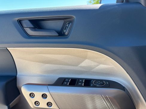 New 2026 Ford Maverick Lariat AWD/4WD image 16