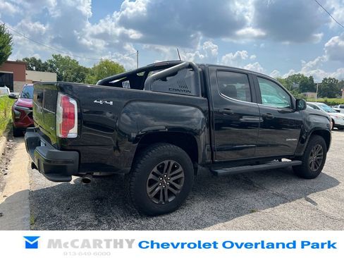 Used 2018 GMC Canyon SLE w/ Nightfall Edition AWD/4WD image 3