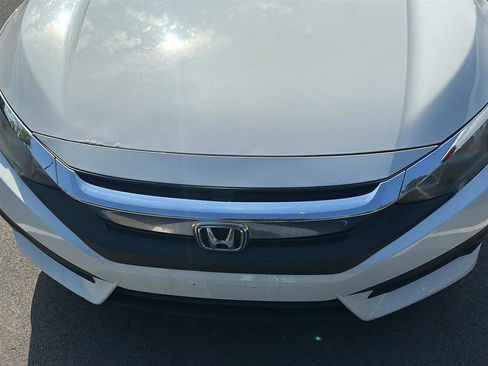 Used 2017 Honda Civic EX image 10