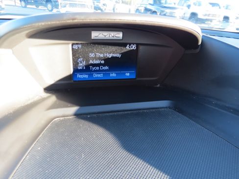 Used 2017 Ford Escape SE w/ SE Cold Weather Package image 19