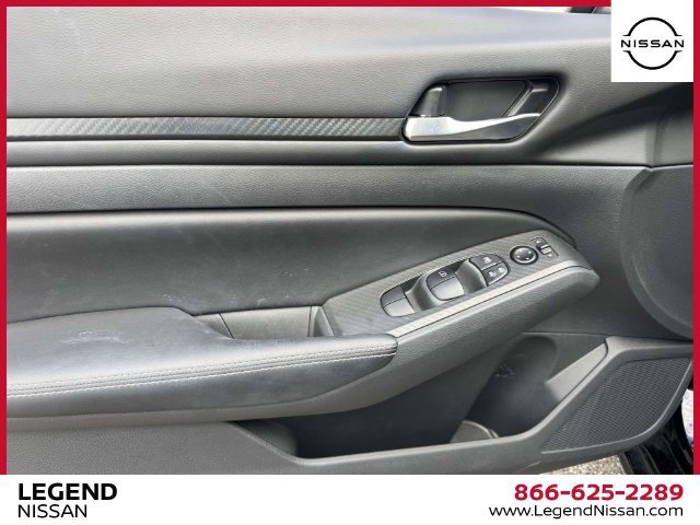 Certified 2024 Nissan Altima 2.5 SV FWD image 17