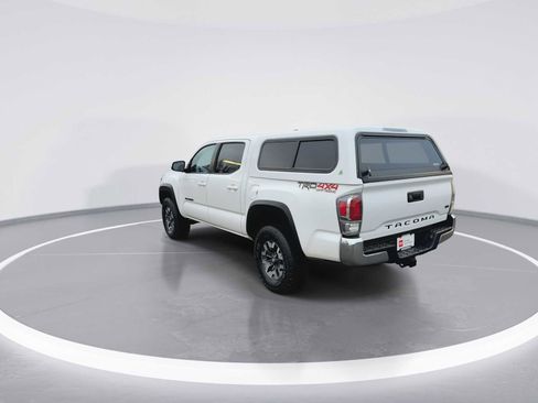 Certified 2023 Toyota Tacoma TRD Off-Road image 6