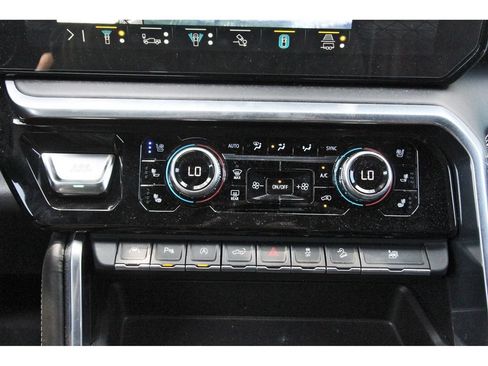 Used 2022 GMC Sierra 1500 Denali Ultimate AWD/4WD image 28
