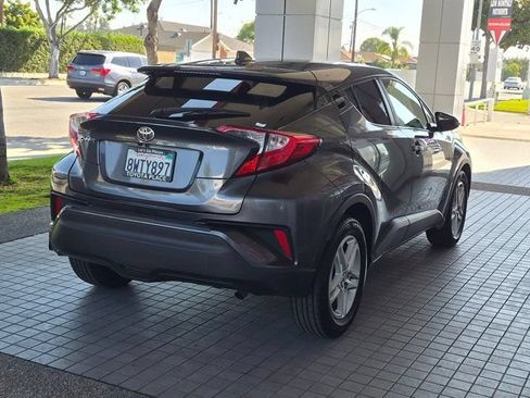 Used 2021 Toyota C-HR LE FWD image 8