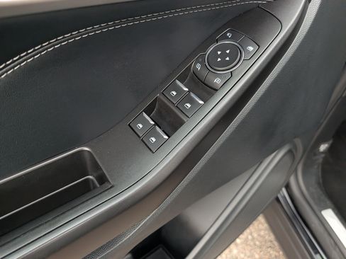 Used 2020 Ford Explorer Limited AWD/4WD image 25