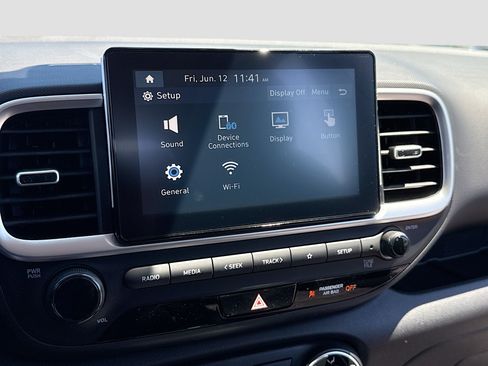 New 2026 Hyundai Venue SE FWD image 10