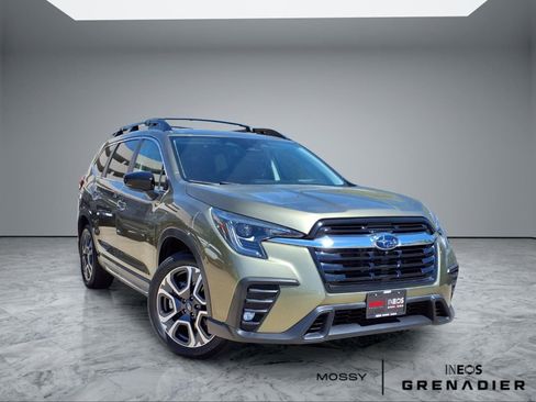 Used 2024 Subaru Ascent Limited w/ Technology Package AWD/4WD image 1