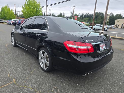 Used 2010 Mercedes-Benz E 350 4MATIC Sedan image 5