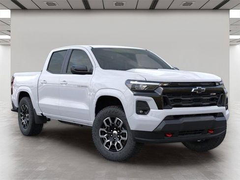 New 2026 Chevrolet Colorado Z71 image 1